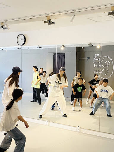 ダンススクール Addict Dance Crew