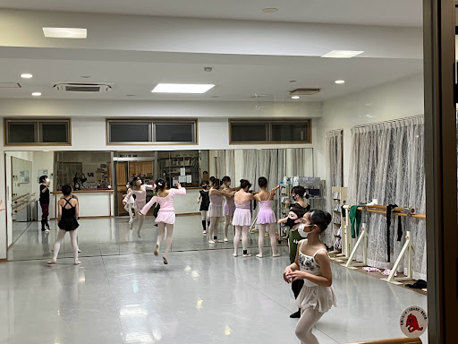 ダンススクール Aju Ballet & Dance Dance Studio