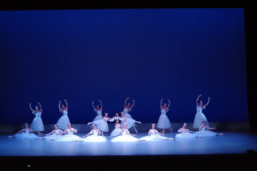 ダンススクール Ballet Studio Atsu Sun Bure