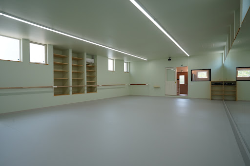 ダンススクール Ballet Studio First Dance