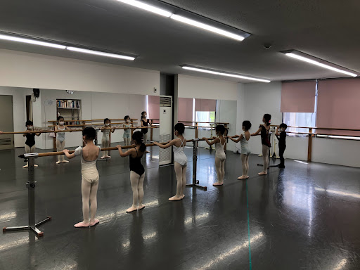 ダンススクール Ballet Studio Rabbit Ballet Studio Rabbit