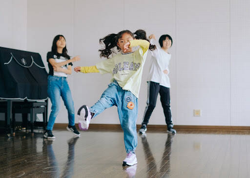 ダンススクール Dancestudio Sun (ダンススタジオ サン)
