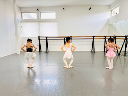 ダンススクール Elite Danse Classique