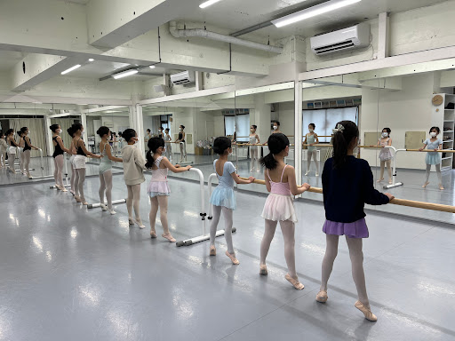 ダンススクール Erikoballet