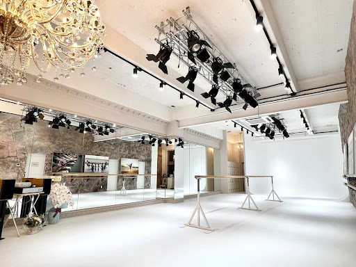 ダンススクール First Position Ballet Studio