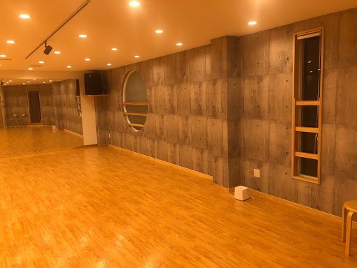ダンススクール Frog Dance Studio美濃校