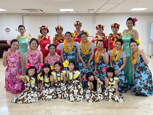 ダンススクール Halau O Kealalikolehua(ハラウ オ ケアラリコレフア)