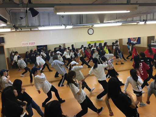 ダンススクール Happy Time Dance School