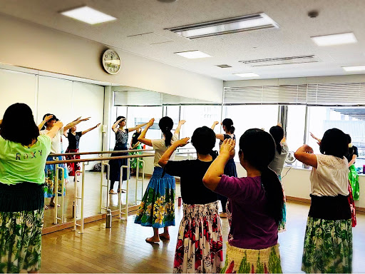 ダンススクール Hula Hui O Ka Ulu Kupukupu