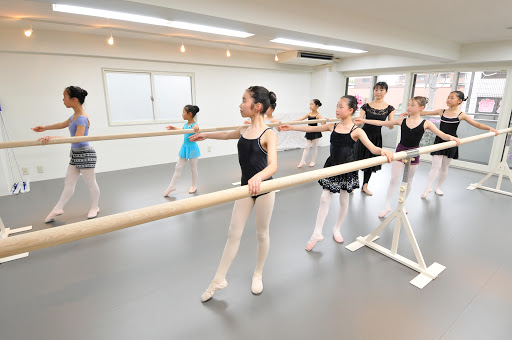 ダンススクール Kunitachi Musical Dance Studio