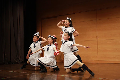 ダンススクール Laraジャズダンススタジオ