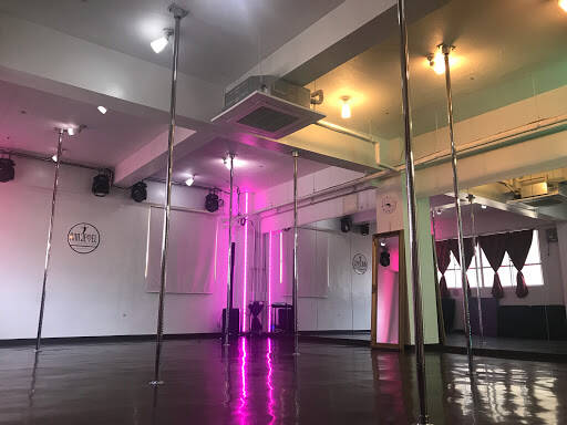 ダンススクール Pole Dance Studio Ann Jewel