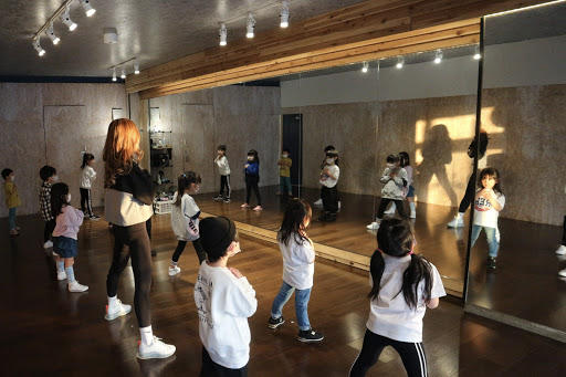 ダンススクール Rep Performance Stage 本校