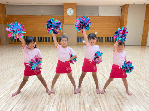 ダンススクール SayaSパフォーマンスクラス チアダンス、完コピ