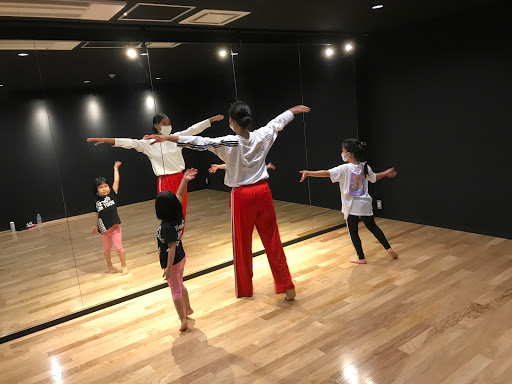 ダンススクール Studio Enoch