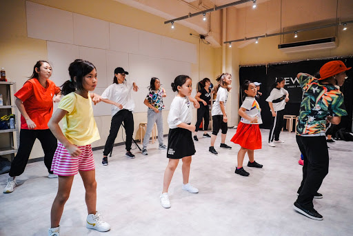 ダンススクール Studio Newwave Dance&Share Space