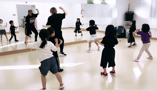 ダンススクール Yippeeダンススクール ビックローズ