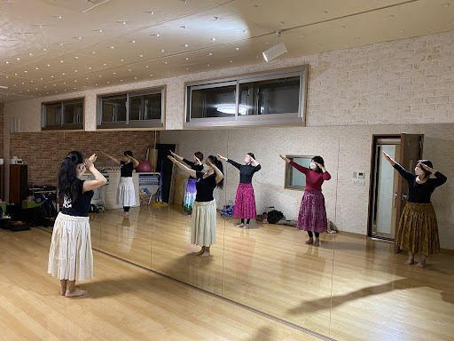 ダンススクール カルチャースタジオ・Likeit