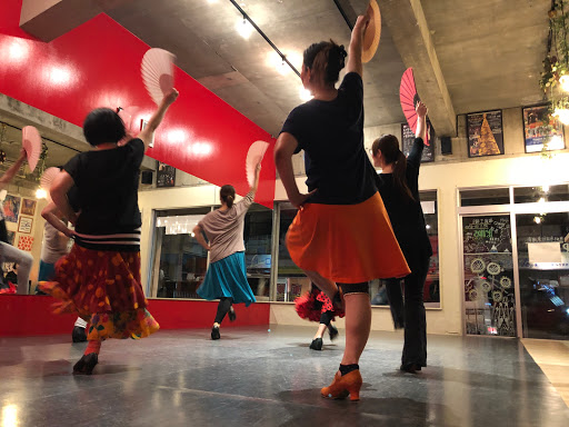ダンススクール カルロスゴメズ沖縄フラメンコ ダンススクール