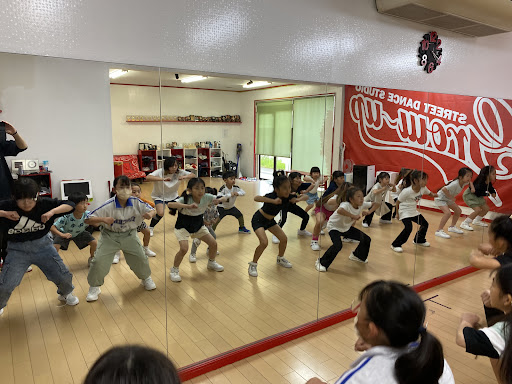 ダンススクール グローアップ ダンススタジオ