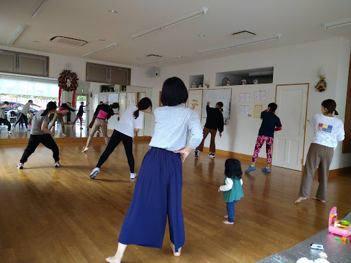 ダンススクール ダンスハーモニーカワイ