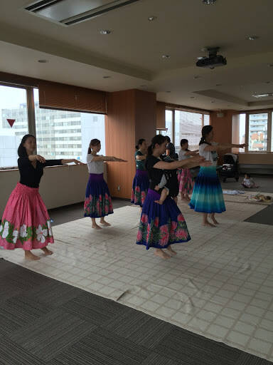 ダンススクール ハーラウ ナヴェヒ ポーマイカイ Hālau Nāwehi PōmaikaʻI