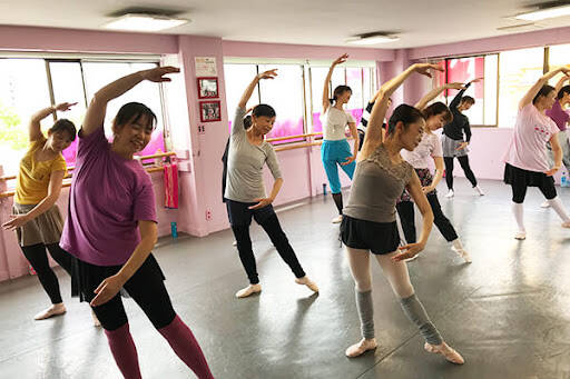 ダンススクール バレエ教室 ダンステクインターナショナル(Dance Teq International) 西宮北口