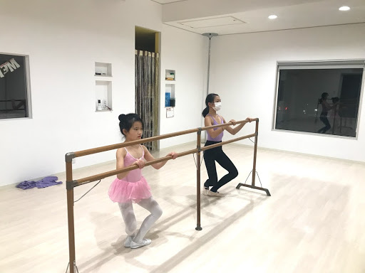 ダンススクール ペティダンススタジオ