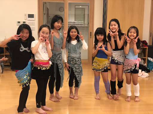 ダンススクール モニカベリーダンススタジオ