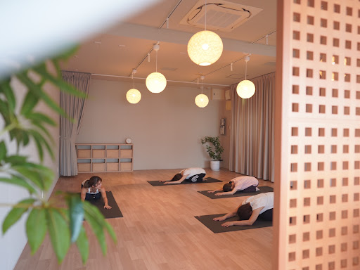 ダンススクール ヨガスタジオDijayoga