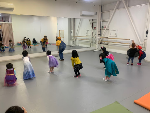 ダンススクール リアクションダンススクール尾久校