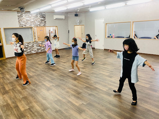 ダンススクール リズムドラフトダンススクール駒ケ根校