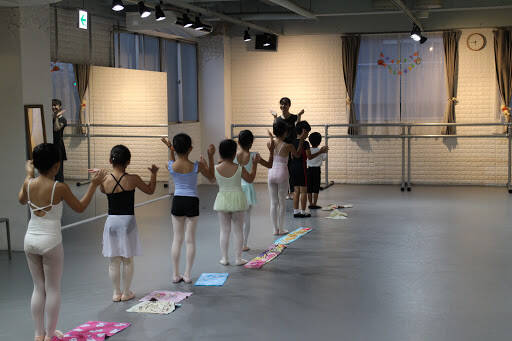 ダンススクール 東野泰子 バレエスタジオ コンチェルト