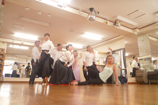 ダンススクール 生田ダンススポーツアカデミー