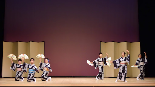 ダンススクール 龍邑 桃 日本舞踊稽古場